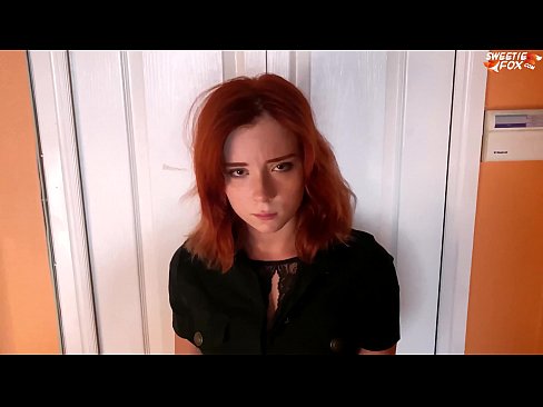 ❤️ Ka whiua e te Kaitiaki Haumaru te Wahine Ataahua mo te Hoko Hoko - Ki Te Mangai ️ Pono pakeke i porn mi.porno-filmy.ru